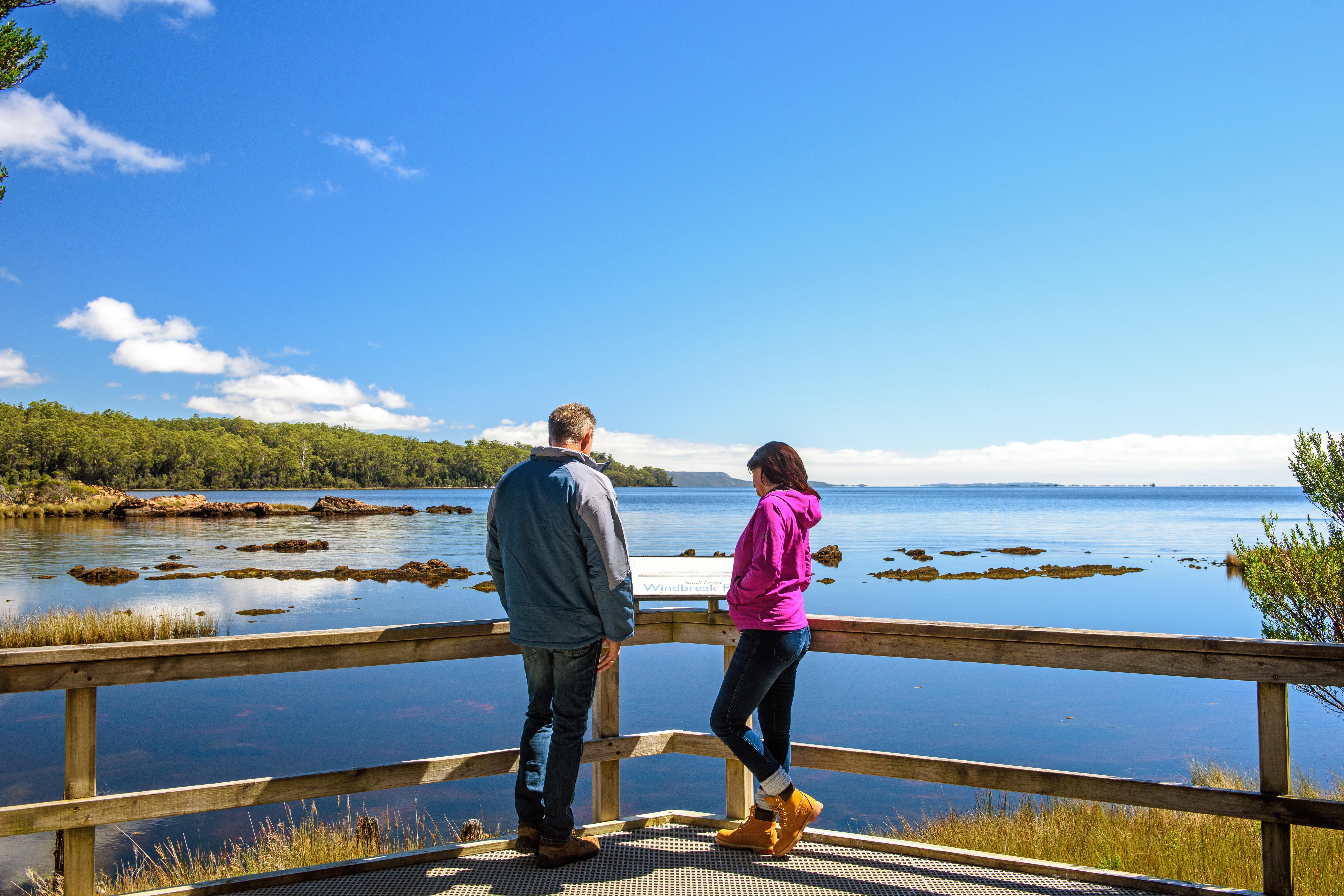 Strahan Village Eksteriør bilde